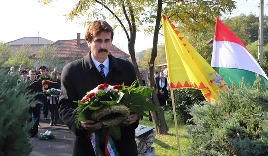 56-os megemlékezés Szirmán 