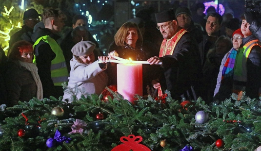 Adventi gyertyagyújtás 