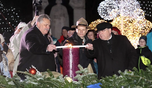 Miskolc advent: ünnepi műsor és gyertyagyújtás 