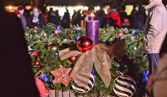 Adventi gyertyagyújtás 