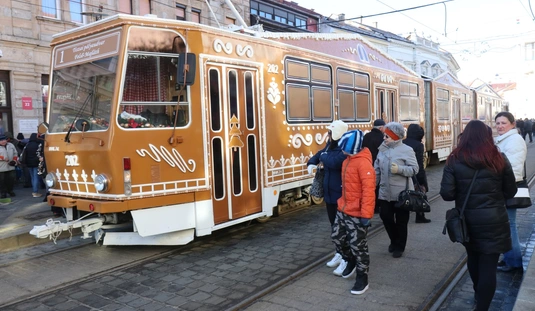 Holnap búcsúzik az Adventi villamos 