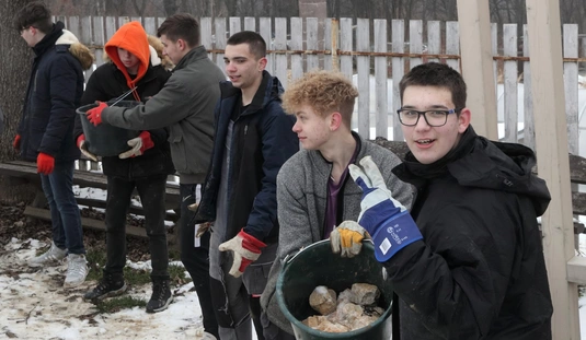 Finisben az autisták támfala 