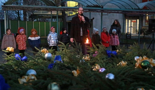 Adventi gyertyagyújtás az Avason 