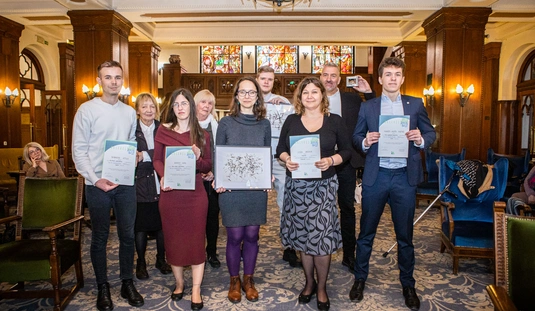 Az év ódaköltője pályázat eredményhirdetése a Palotaszállóban  