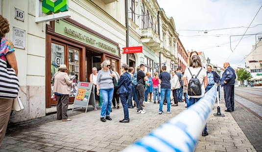 Az igazság nyomában – garantált séta a Belvárostól a Zsolcai kapuig 