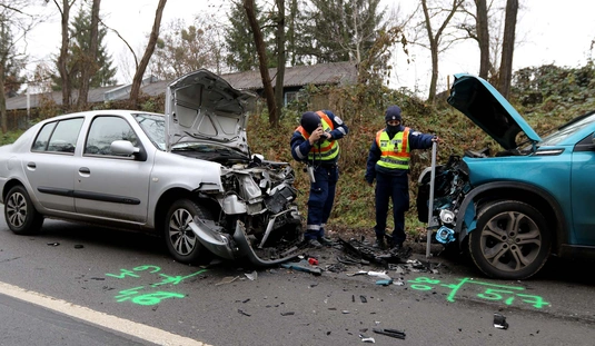 Reggeli baleset a Csermőkei úton 