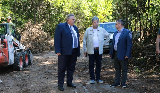 Gondozott és zöld Miskolc: bejárás az Avason 