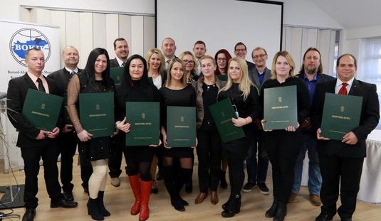 Mesterleveleket adtak át a BOKIK-nál 