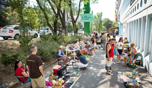  Avasi bolhapiac az Avasi Közösségi Kávézóban 