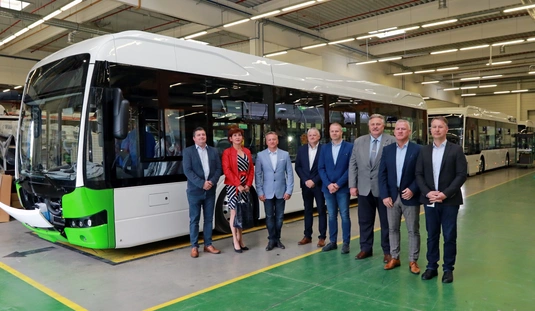 Már gyártják Miskolc új buszait Komáromban 