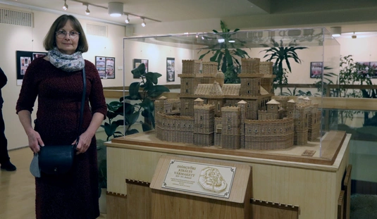 A Diósgyőri vár makettje az Adyban 