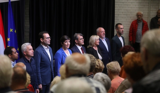 DK - MSZP -  Párbeszéd fórum a Tudomány és  Technika házában 