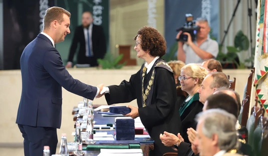 Kitüntetésátadó szenátusi ülés a Miskolci Egyetemen 