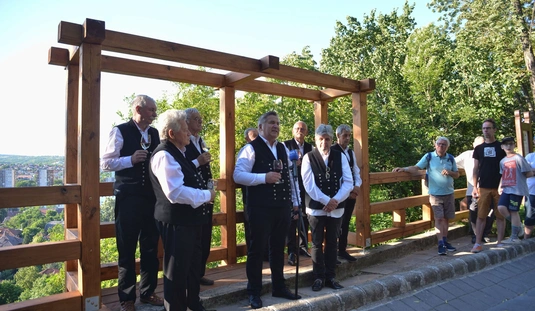 Fa kilátópont felavatása 