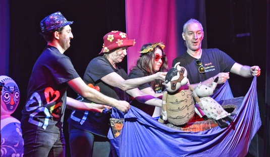 Farsangi Csodabál a Miskolci Csodamalom bábszínházban 