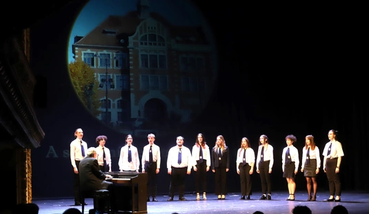 Földes est a Nagyszínházban 