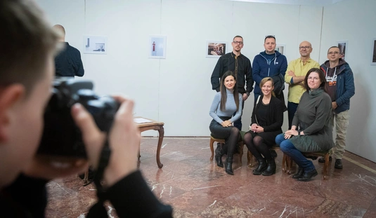 Fotózás a színházért - kiállításmegnyitó 