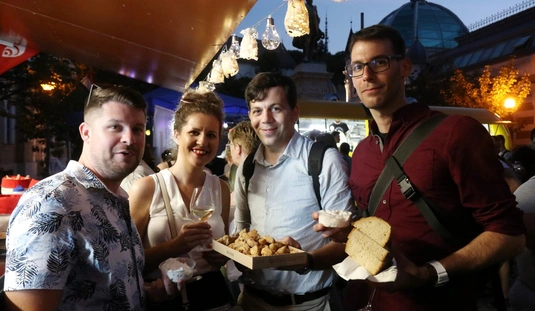 Gasztroplacc az Erzsébet téren 