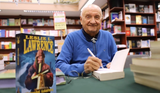 22 éves a Géniusz - Lőrincz L. László dedikált 