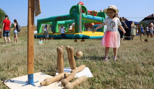 Gyermeknap pótló Szirmán 