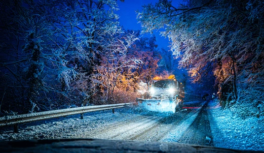 Éjszakai havazás Miskolcon  