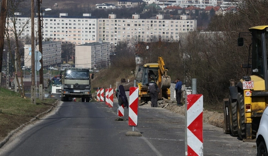 Útfelújítás a Hideg-soron 