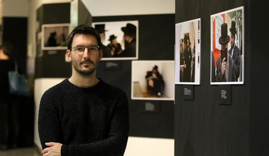 Csodák vándorai - Illyés Bence fotókiállítása 