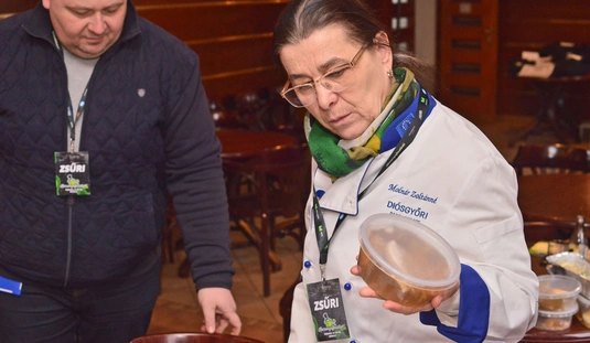Ízkocsonya verseny kóstolás 