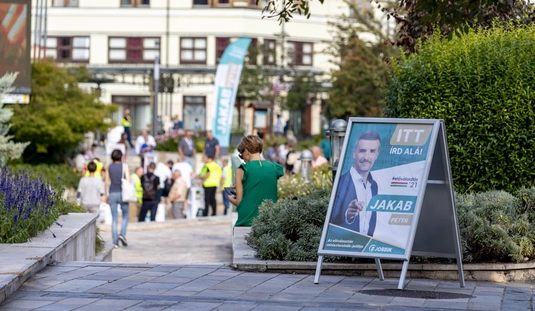 Jakab fórum a Szinva teraszon 