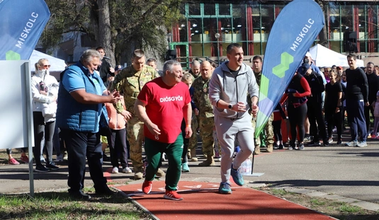 Jótékonysági futás Pannáért a Népkertben 