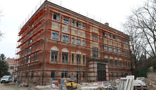 Jól halad az egykori Szentpáli iskola épületének felújítása 