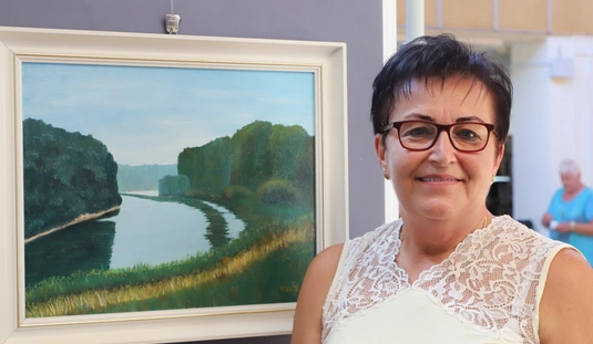 Kis Rozália festőművész kiállítása a megyei könyvtárban 