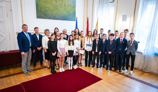 Kiváló sportolókat díjazott a Miskolc Városi Diáksport Szövetség a Városházán 