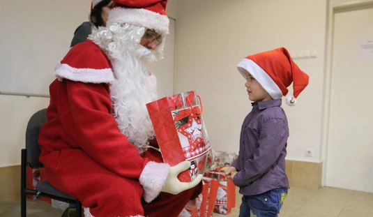 A Kosztyu Ádám alapítvány mikulása járt a GYEK-ben 