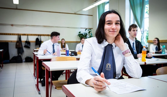 Elkezdődött az érettségi  a Lévay József Református Gimnáziumban 