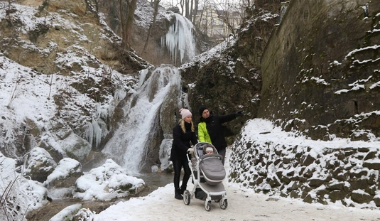 Lillafüreden a jég az úr 