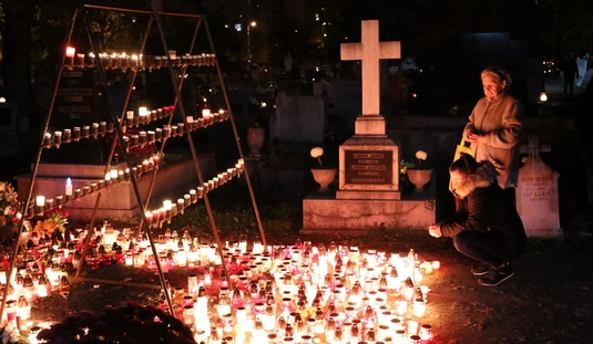 Mindenszentek a Mindszenti temetőben 