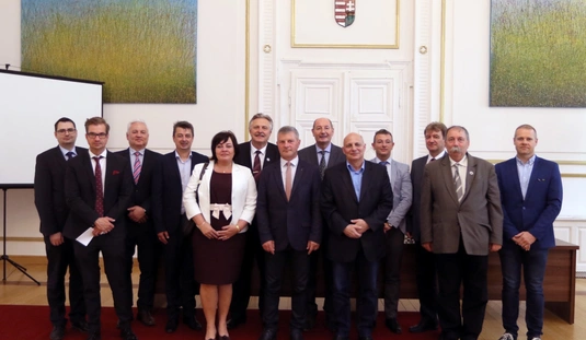 Az önkormányzat, a Miskolc Holding és tagvállalatai is csatlakoztak a Innovációs Platformhoz 