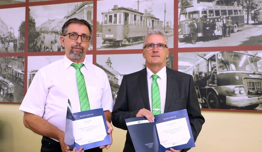 MVK Zrt ünnepség, elismerések átadása 