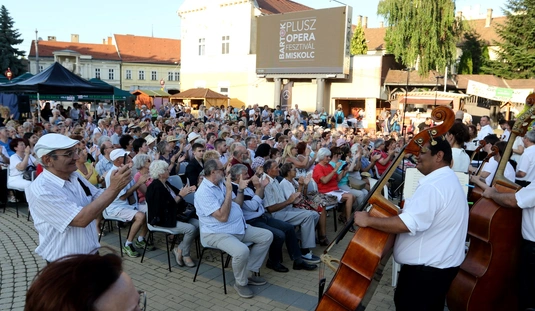 Operafesztivál - Szent István tér 