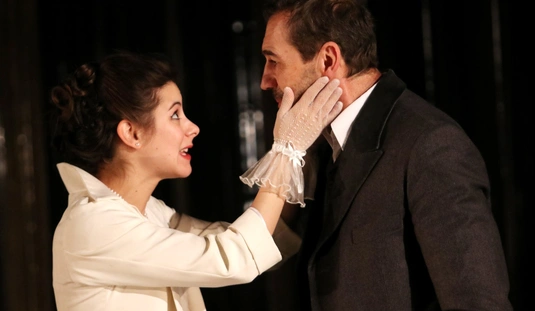 Ördögök dráma a Kamaraszínházban 