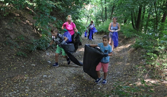 Pereces szemétszedés 