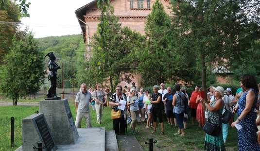 Rendhagyó városnézés Perecesen 