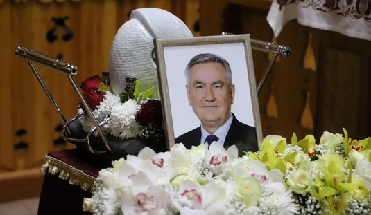 Elbúcsúztatták Péter Barnabást 