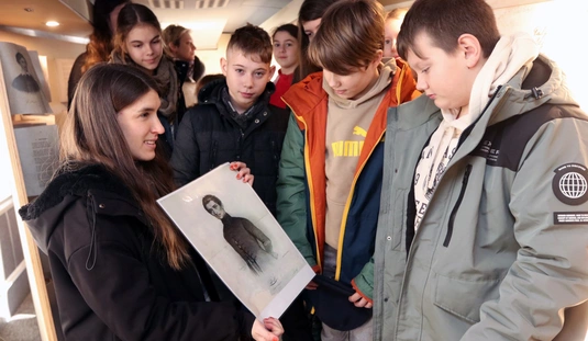 Miskolcra érkezett a Petőfi-busz  