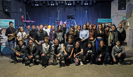  Premier Popsuli Karácsony rendezvény 