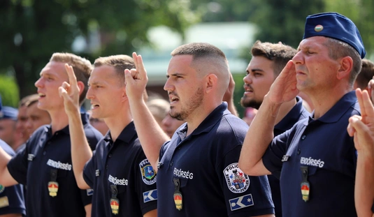 Miskolci Rendvédelmi Technikum kibocsátó és eskütételi ünnepsége 