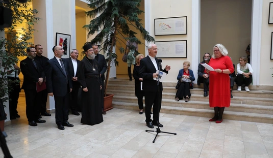 Ars Sacra: Sárga csillag fénye c. kiállítás megnyitója 