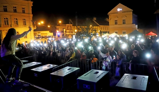 Koncertek és programok a Szent István téren pénteken 