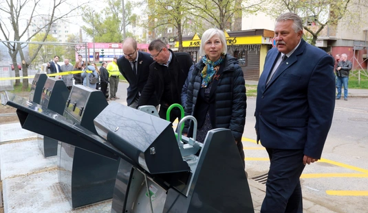 Süllyesztett kukák avató ünnepség 